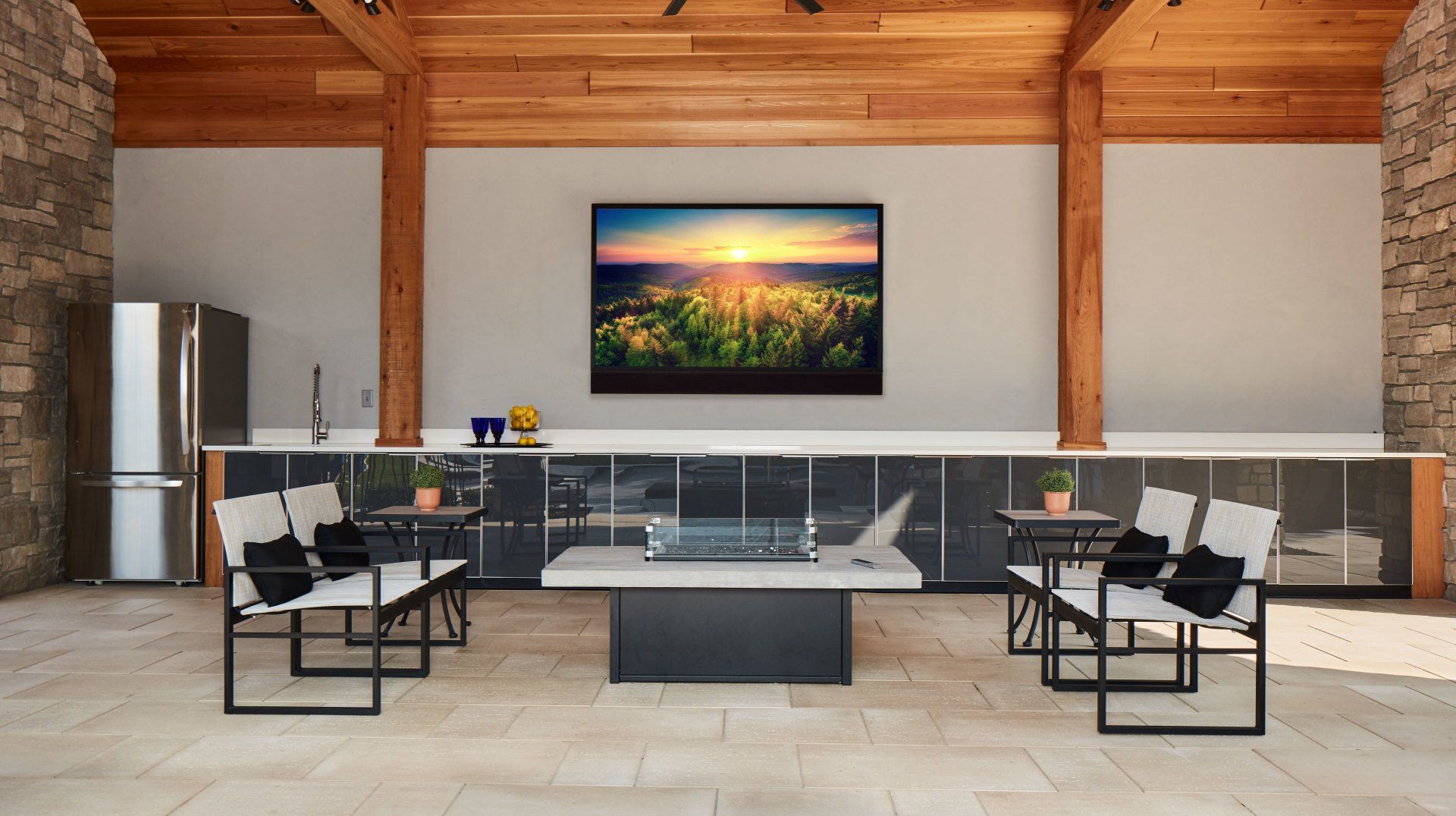 outdoor tv audio green bay wi