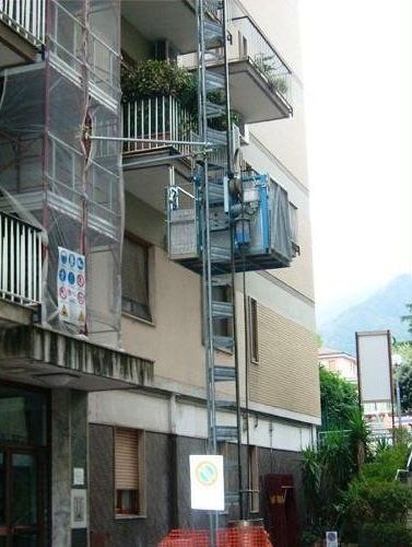 Piattaforma per sollevamento