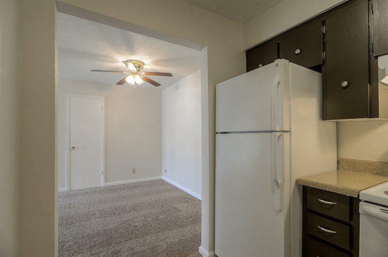 1 Bedroom 1.5 Bath Kitchen