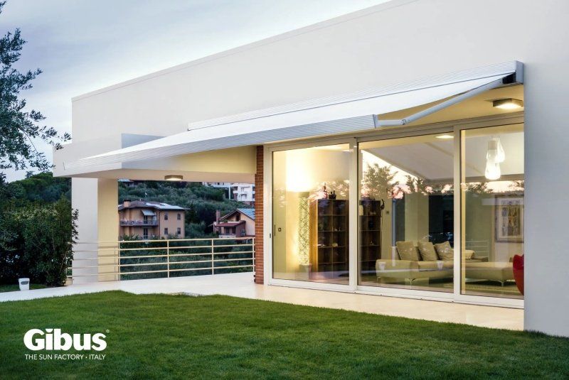 Tende da sole a bracci - modello Segno