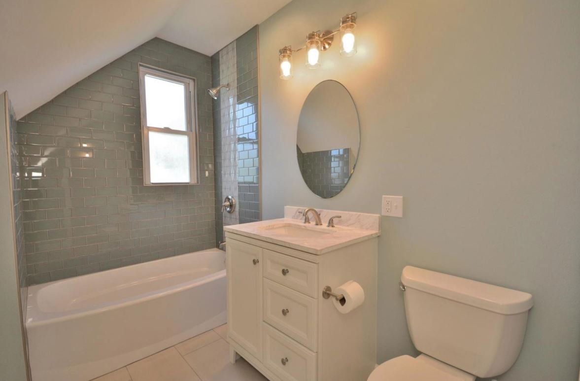 Beautiful Bathroom — Largo, FL — Larson Renovations LLC