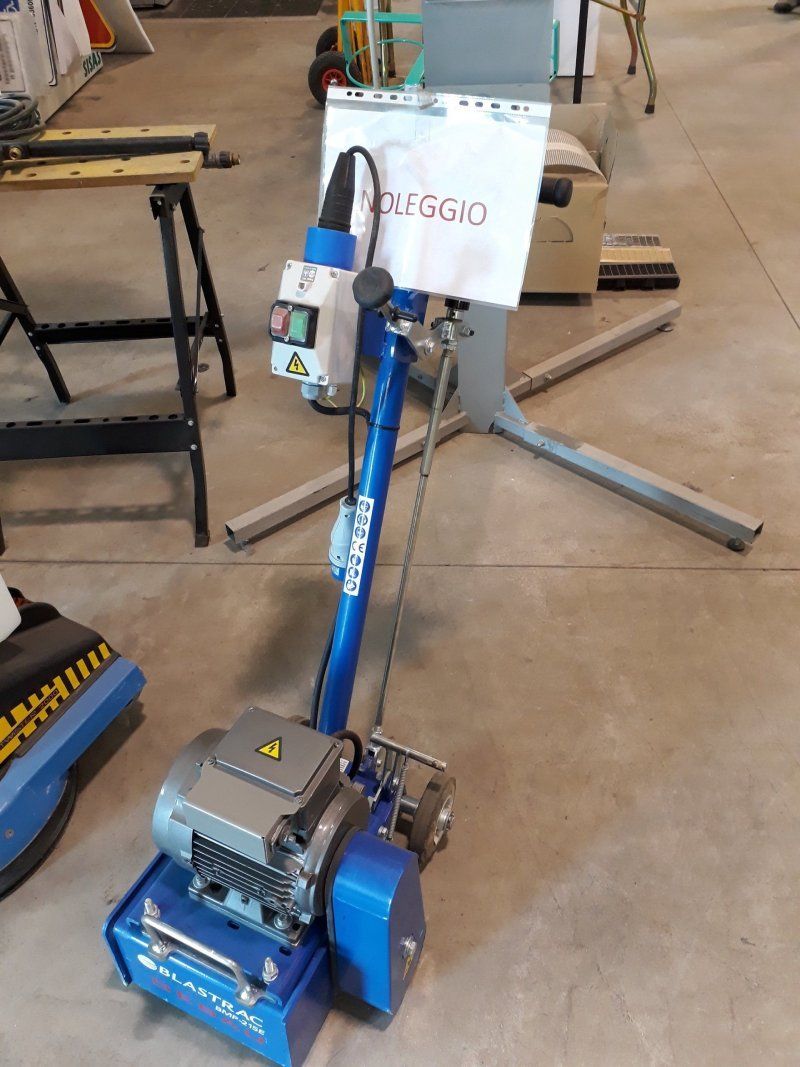 apparecchi professionali a noleggio