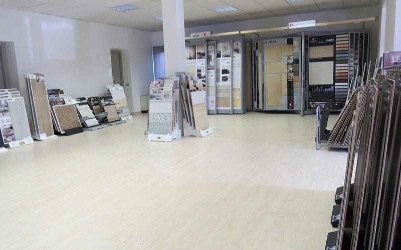 interni show-room