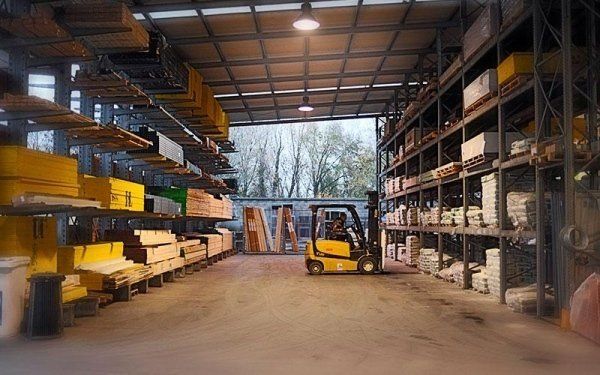 interni deposito azienda