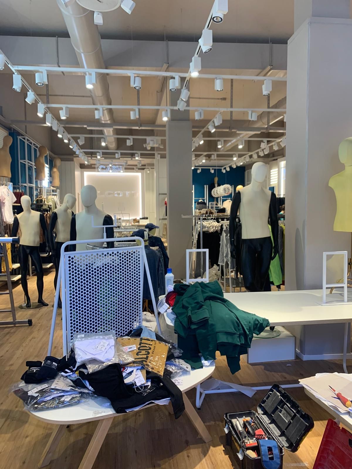 Impianti elettrici e di sicurezza 1