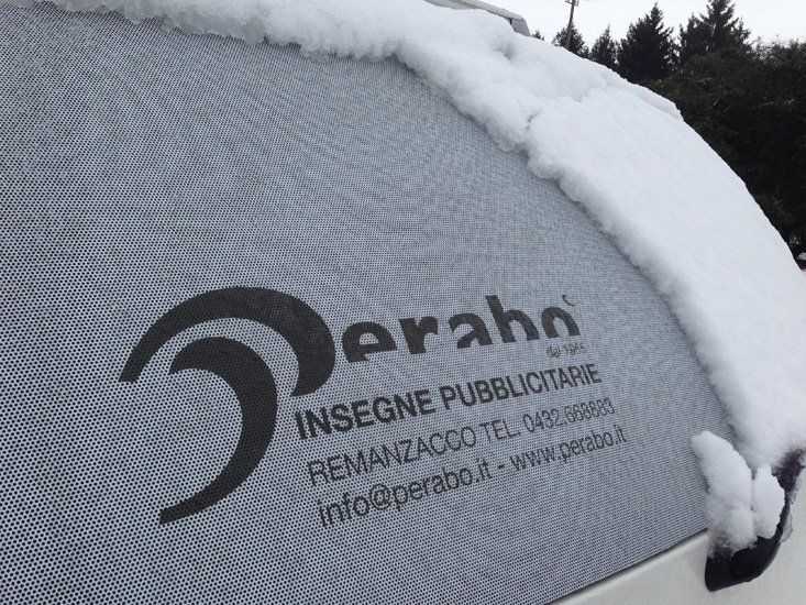 Pubblicità su automezzo