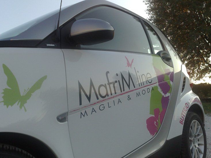 Car wrapping a più colori