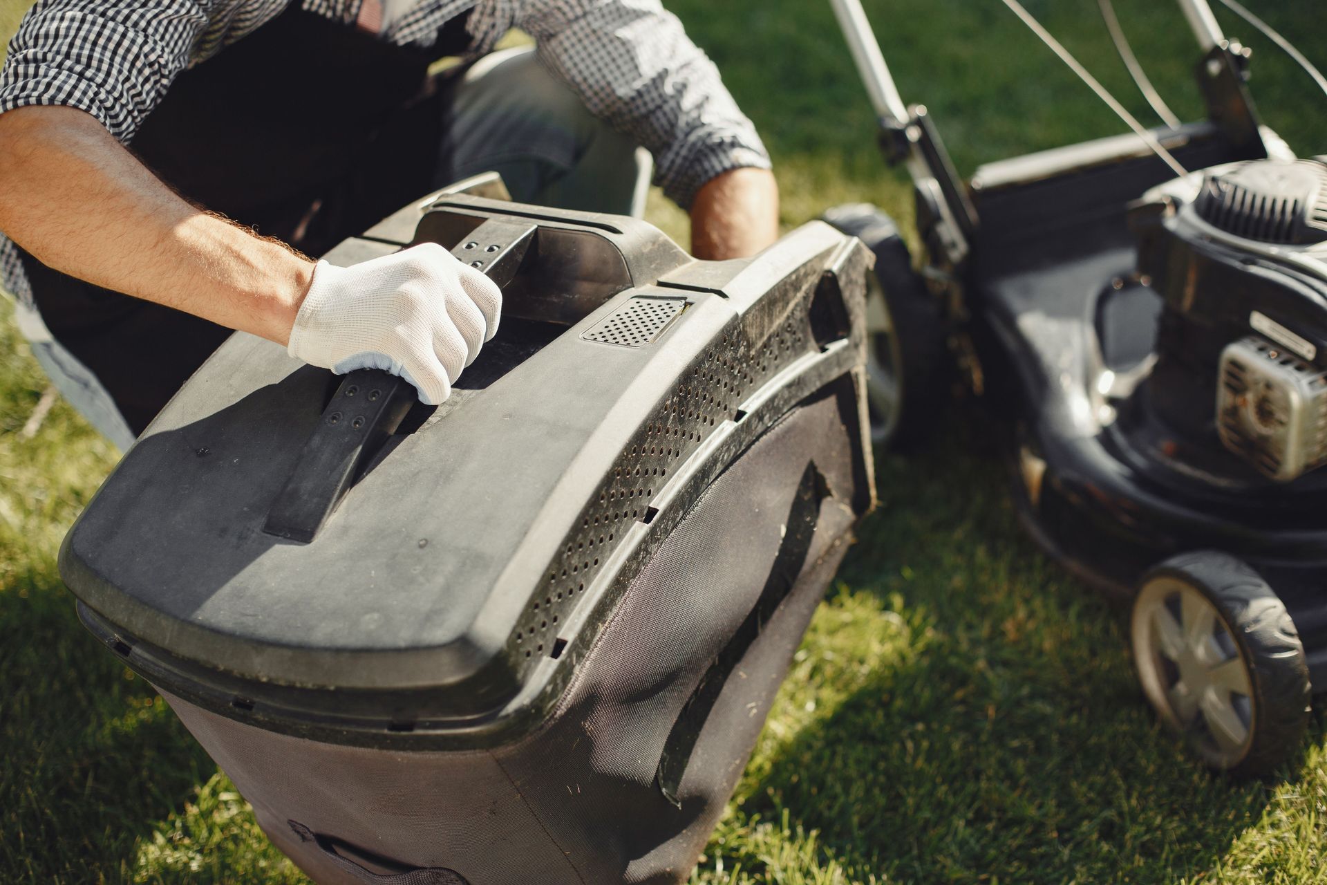 Complete Lawn Maintenance Programs