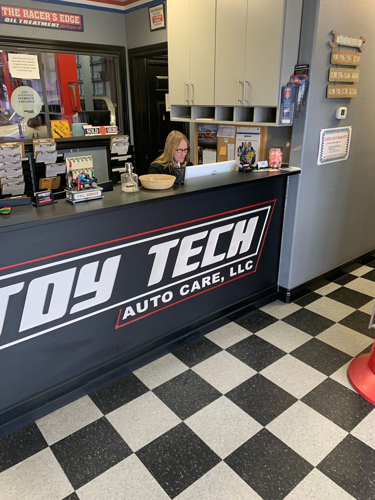 Auto Shop Front Desk | Toy Tech Auto Care