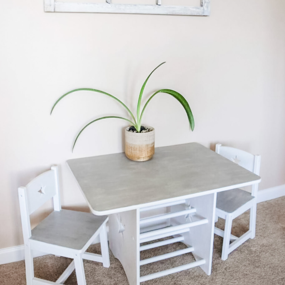 diy chalk paint makeover for a table and chairs