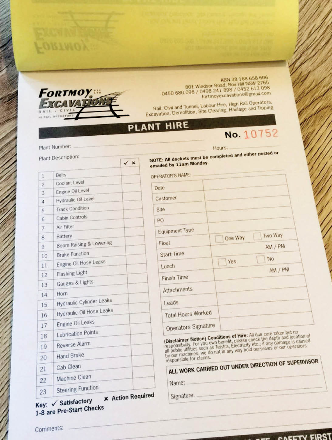 custom graphic designer, graphic design business Sydney, corporate design, carbon pad printing, carbon pad Sydney