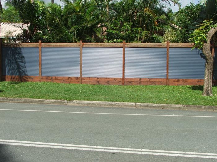 metal and wood fence