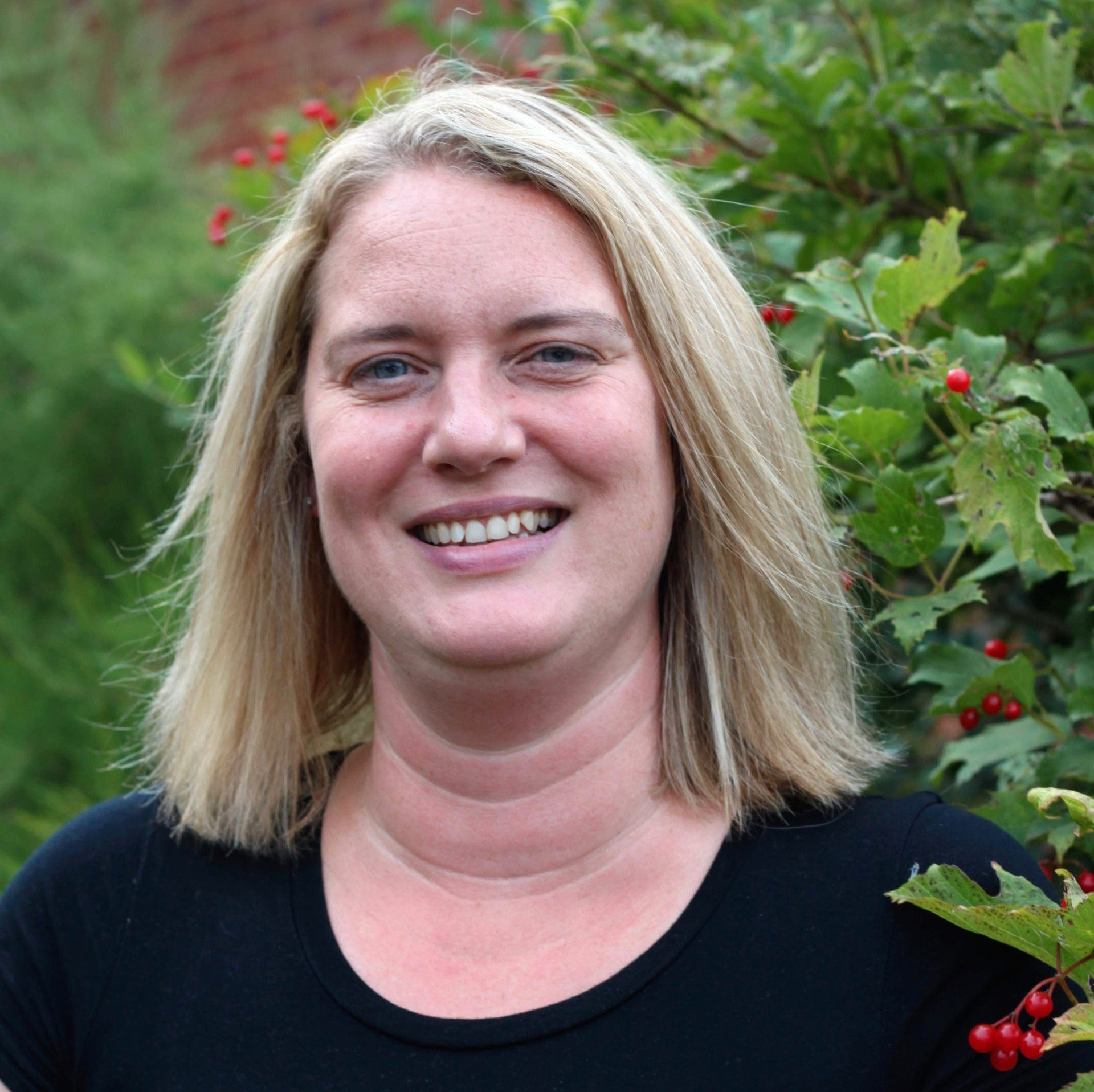 Emma, Customer relations manager