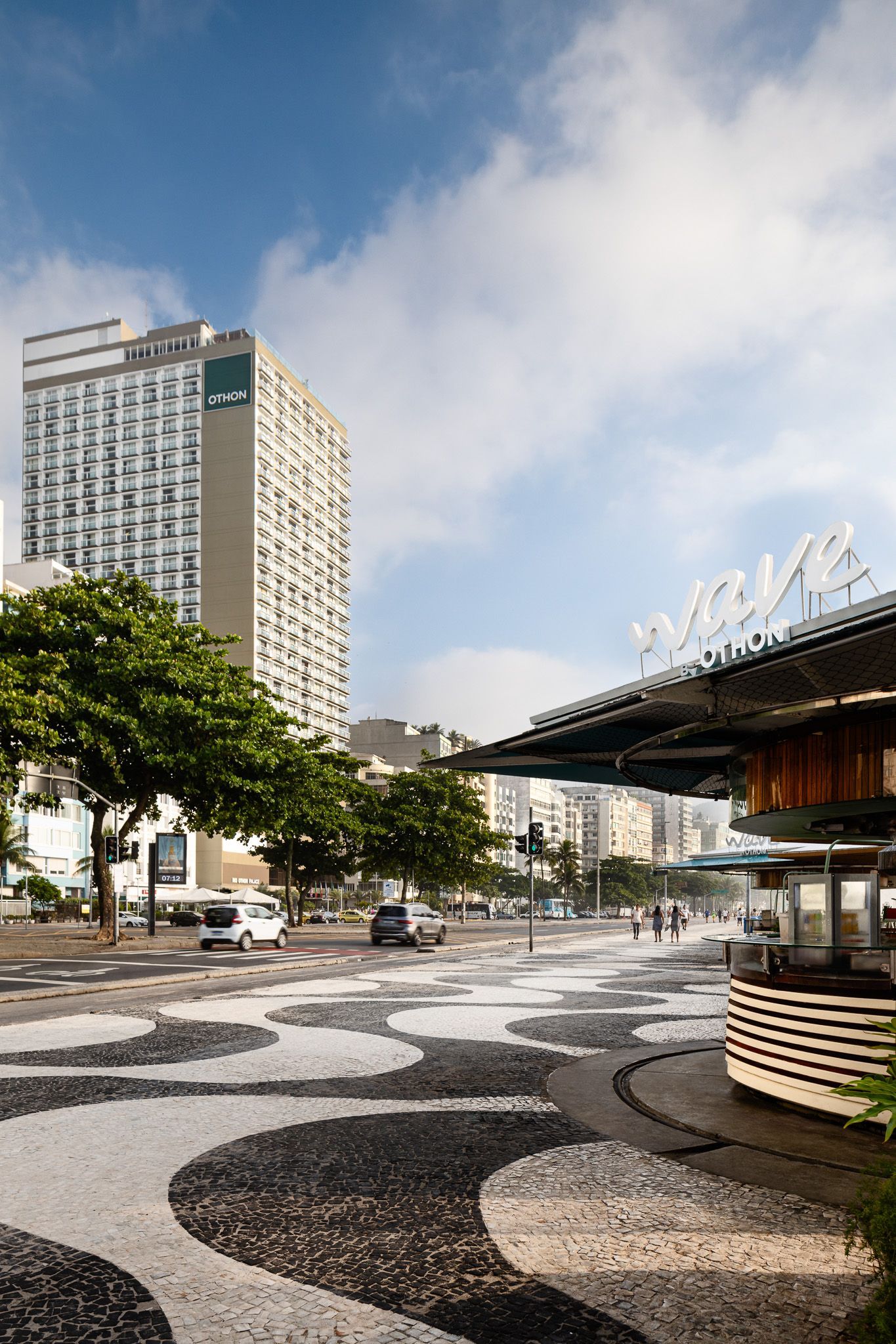 Wave by Othon