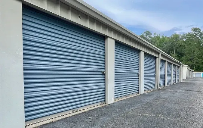Drive Up Unit Row