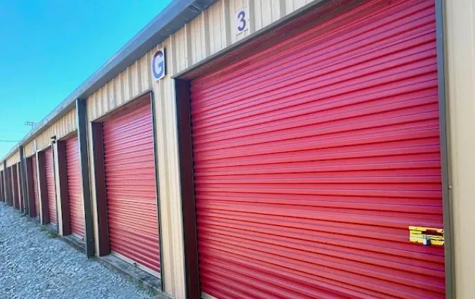 Drive Up Unit Row