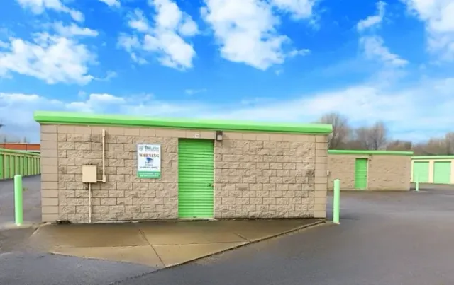 riosgarden Self Storage Units in Columbus OH 43228