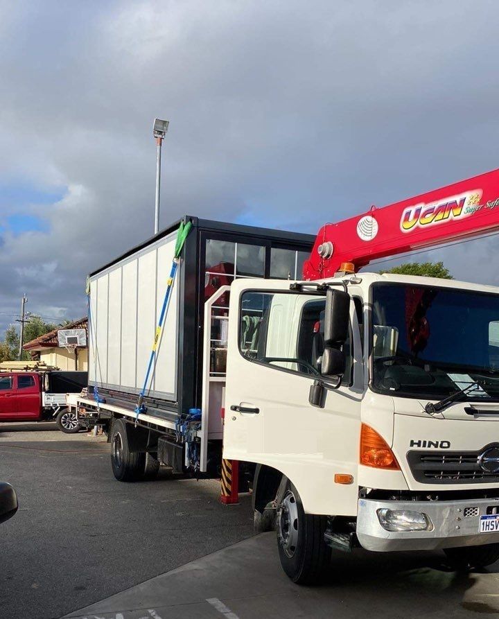 Dry Hire Hiab Trucks Perth and Kalgoorlie
