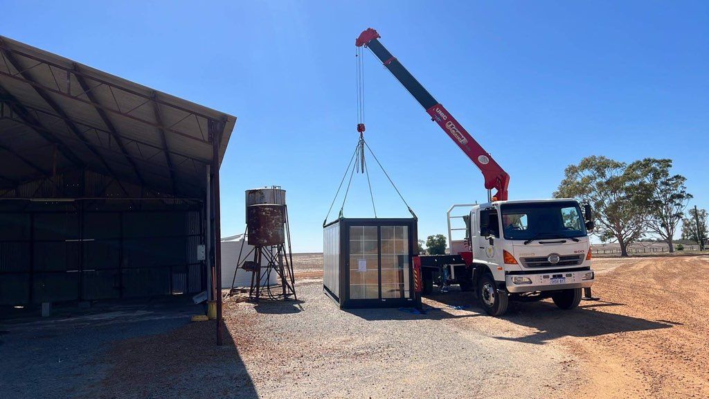 Sutherco Mine Spec HIAB Crane Hire Wet & Dry Hire