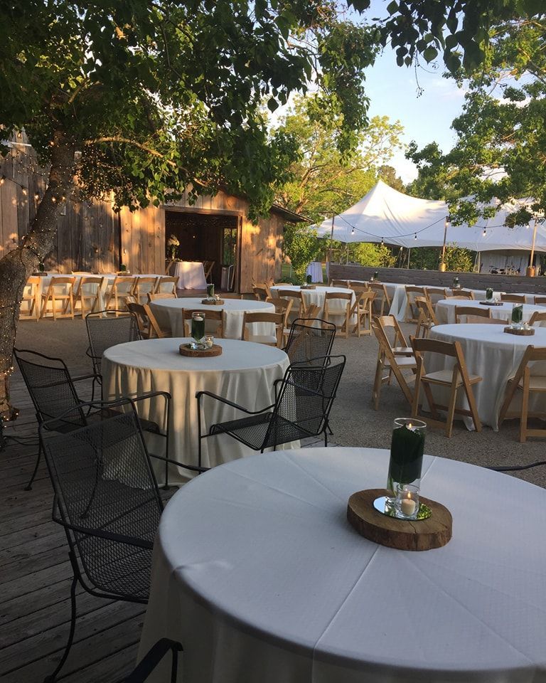 outdoor wedding ceremony