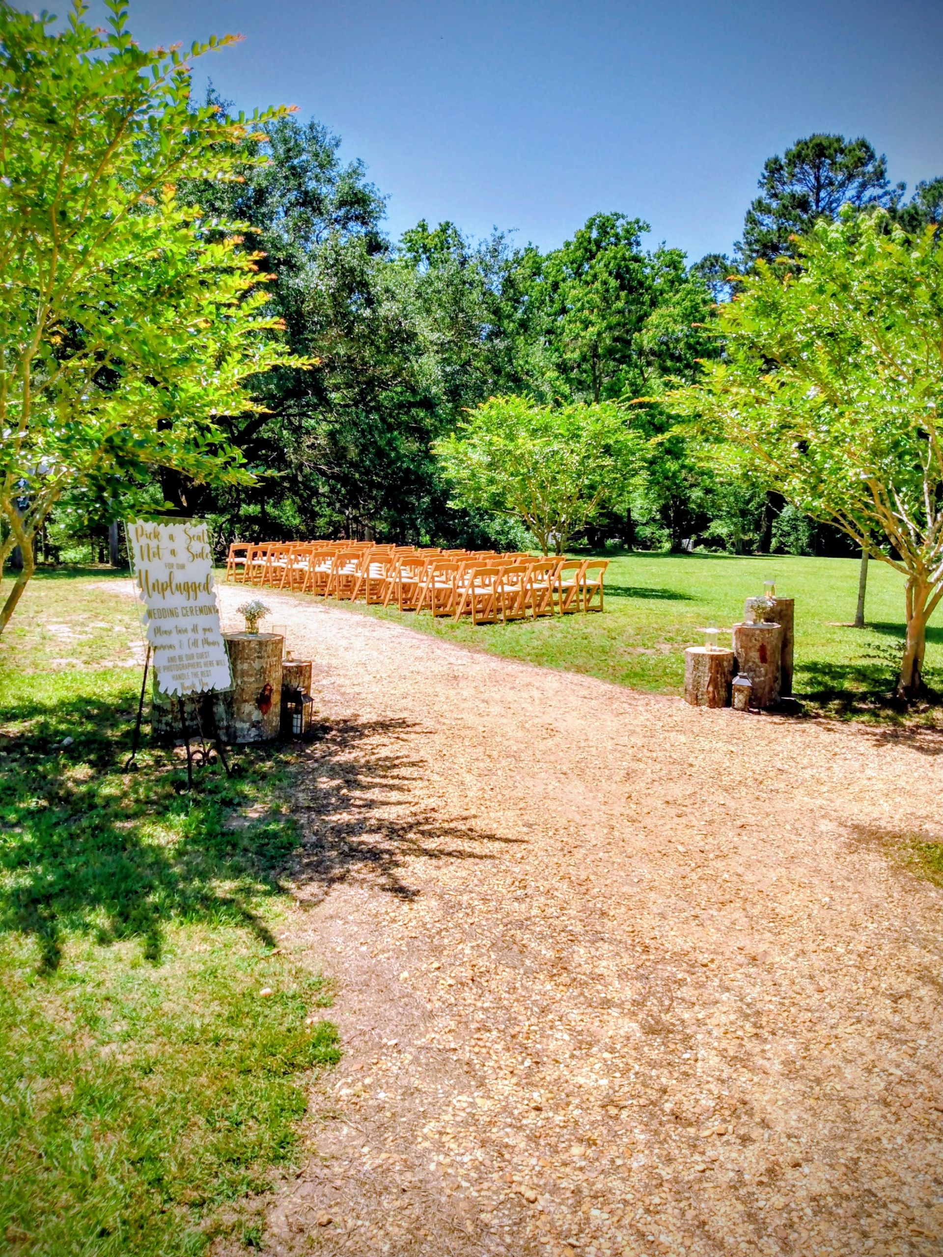 rustic outdoor wedding reception