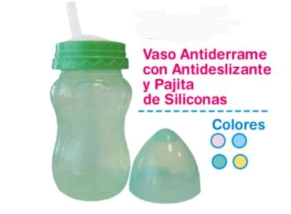 Vaso antiderrames verde para bebé con pajita de silicona y tapa desmontable. Disponible en rosa, azul, verde azulado y amarillo.