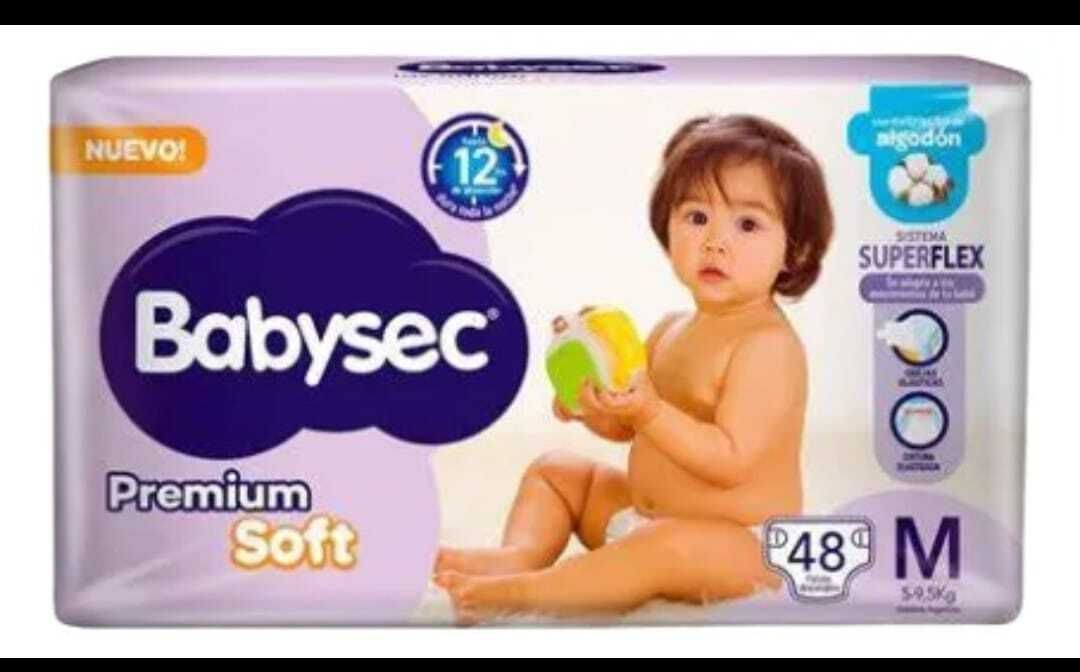 Pack de pañales Babysec Premium Soft, con la imagen de un bebé sonriente y 50 unidades, hasta 6 kg.