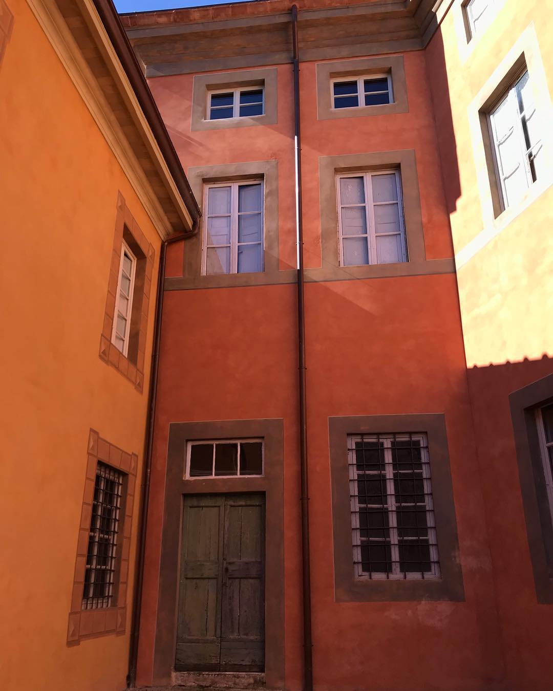 imbiancatura esterna palazzina