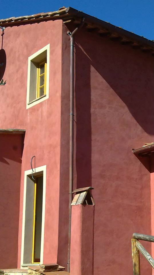 abitazione dopo intervento di restauro della facciata