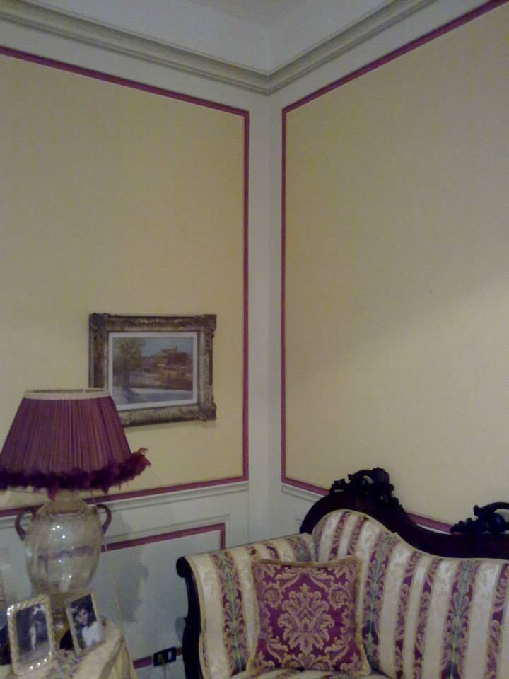 parete soggiorno dopo tinteggiatura