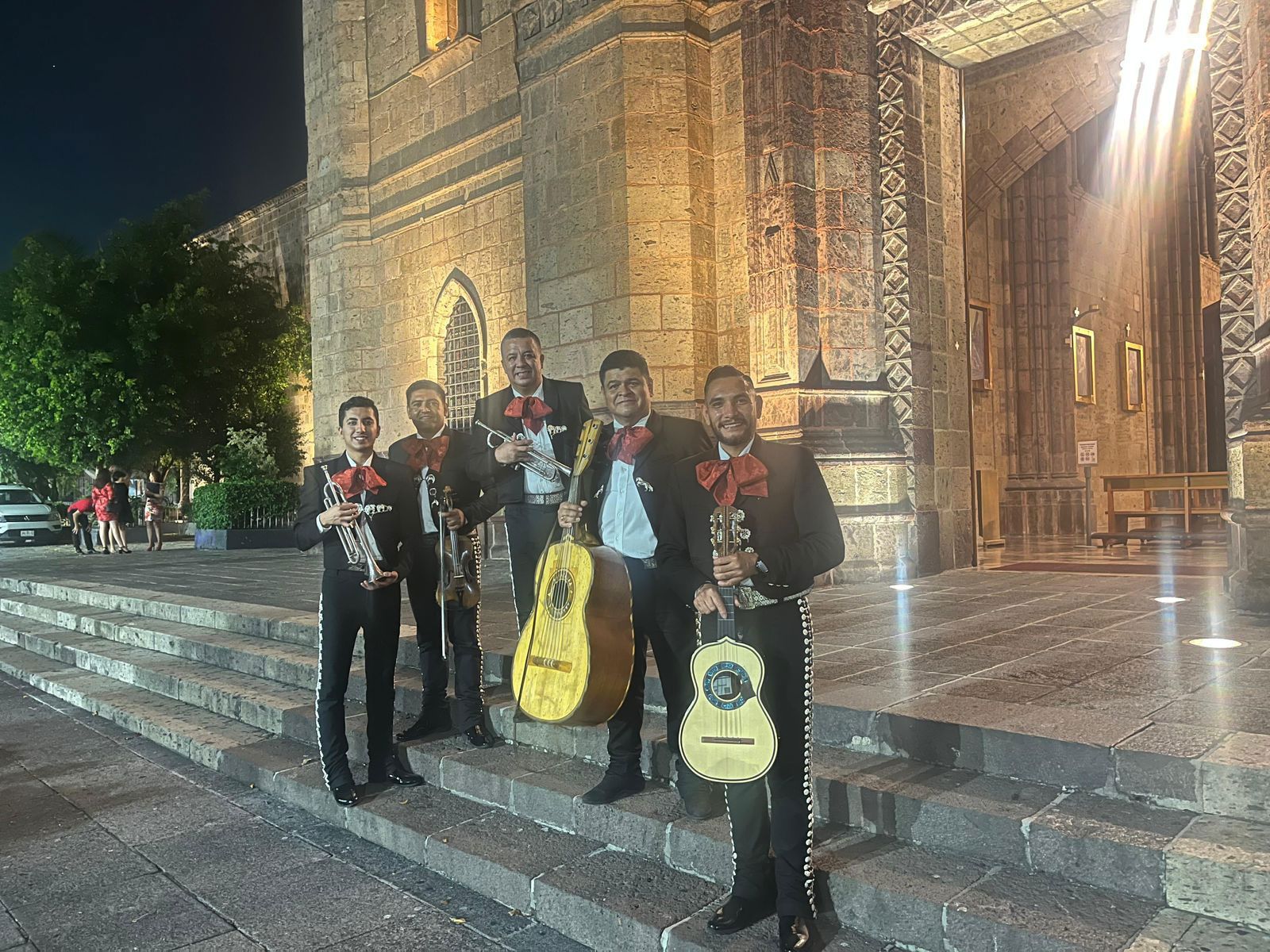 MARIACHI IMPERIAL DE AMÉRICA 