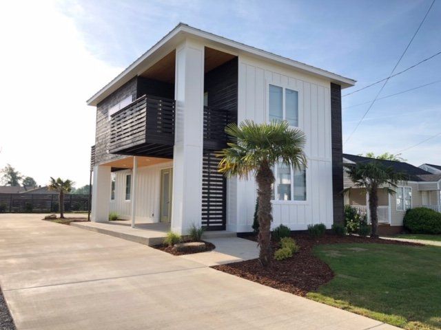 509 30TH AVENUE EAST