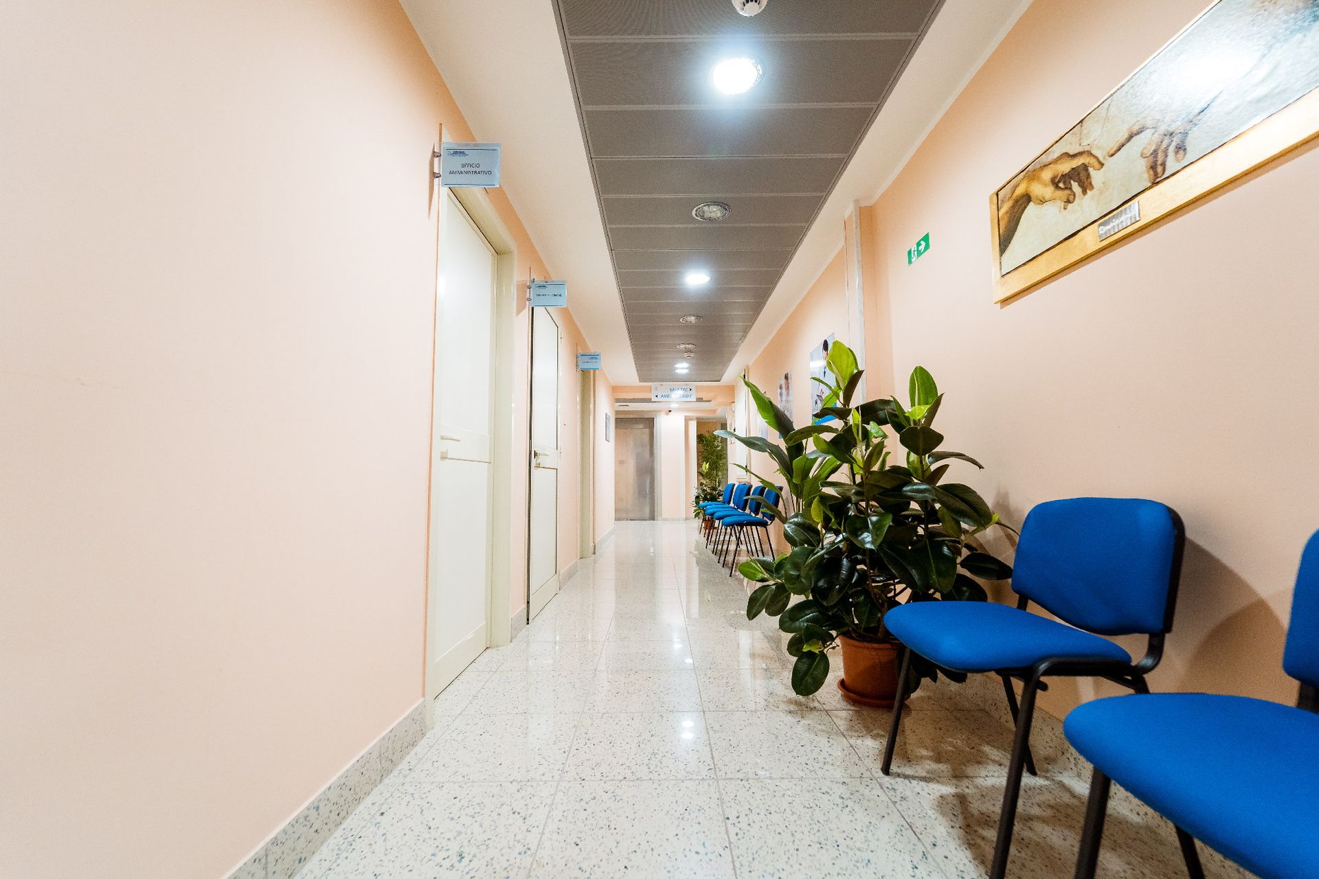 sala d'aspetto MADONNA DEL CARMINE CENTRO RIABILITATIVO E MEDICO SPECIALISTICO Figline Vegliaturo (CS)