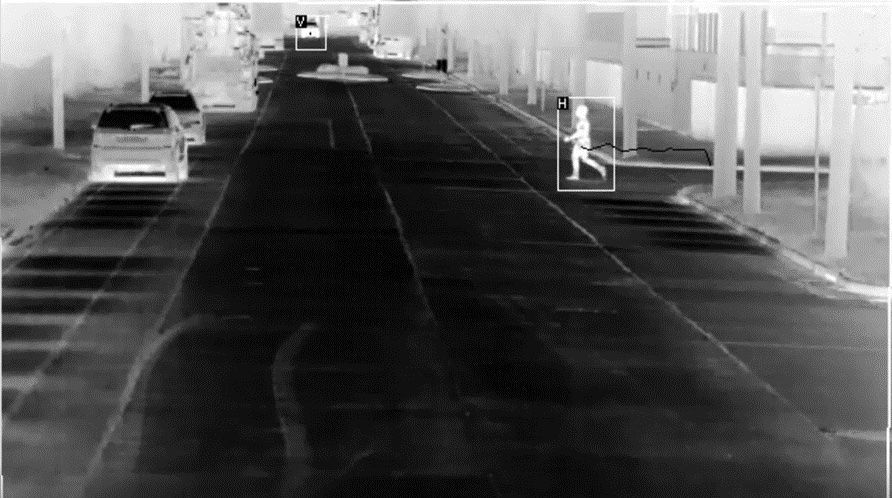 Man Breaking Into Building On CCTV — CCTV in Townsville