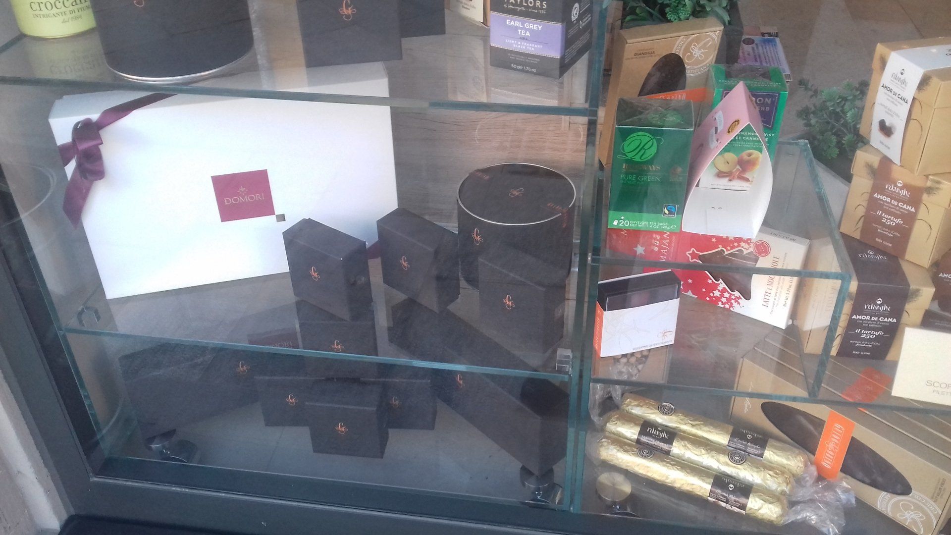 realizzazione di arredamenti in vetro Reggio nell'Emilia