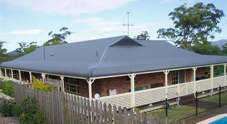 Modern house design | Dandenong, VIC | Roofplus