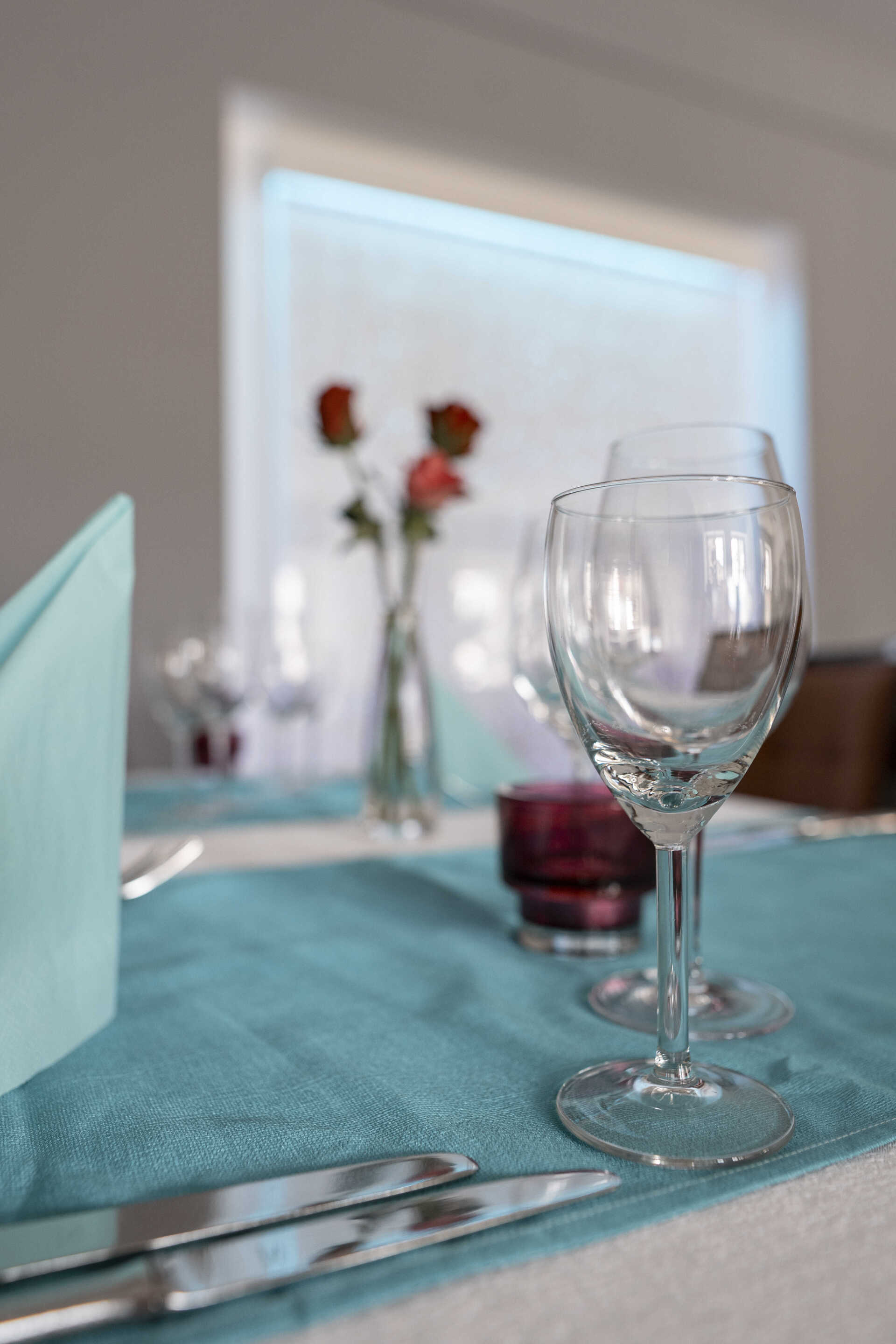 Swiss Hotel la Couronne grande table avec décoration centrale