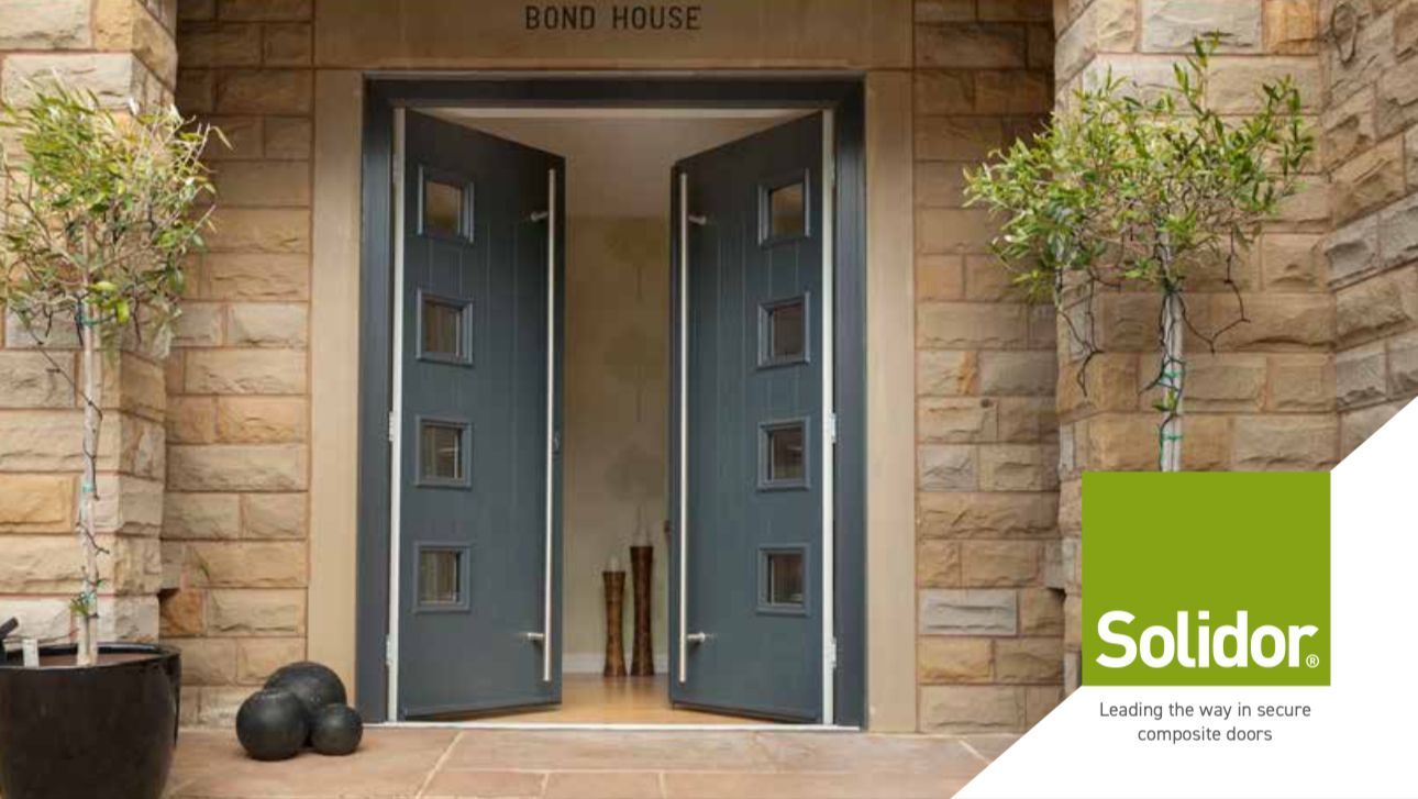 A picture of a door with a solidor logo in the corner.