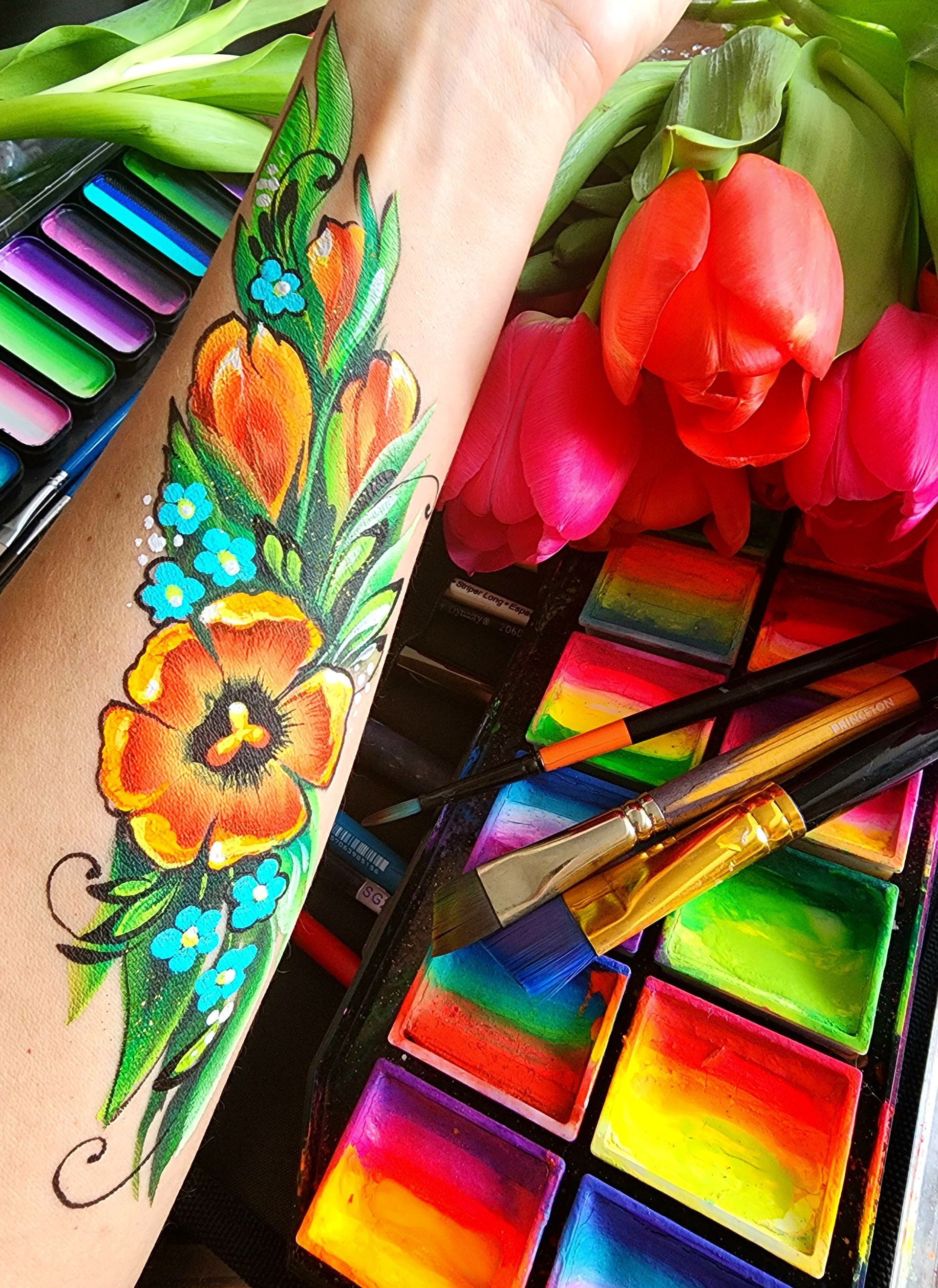 Free hand painting tattoo. Body art. Face painting. Flower design. Birthday partry