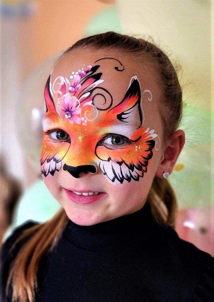 Fox face painting. Birthday party idea for kids - face paint