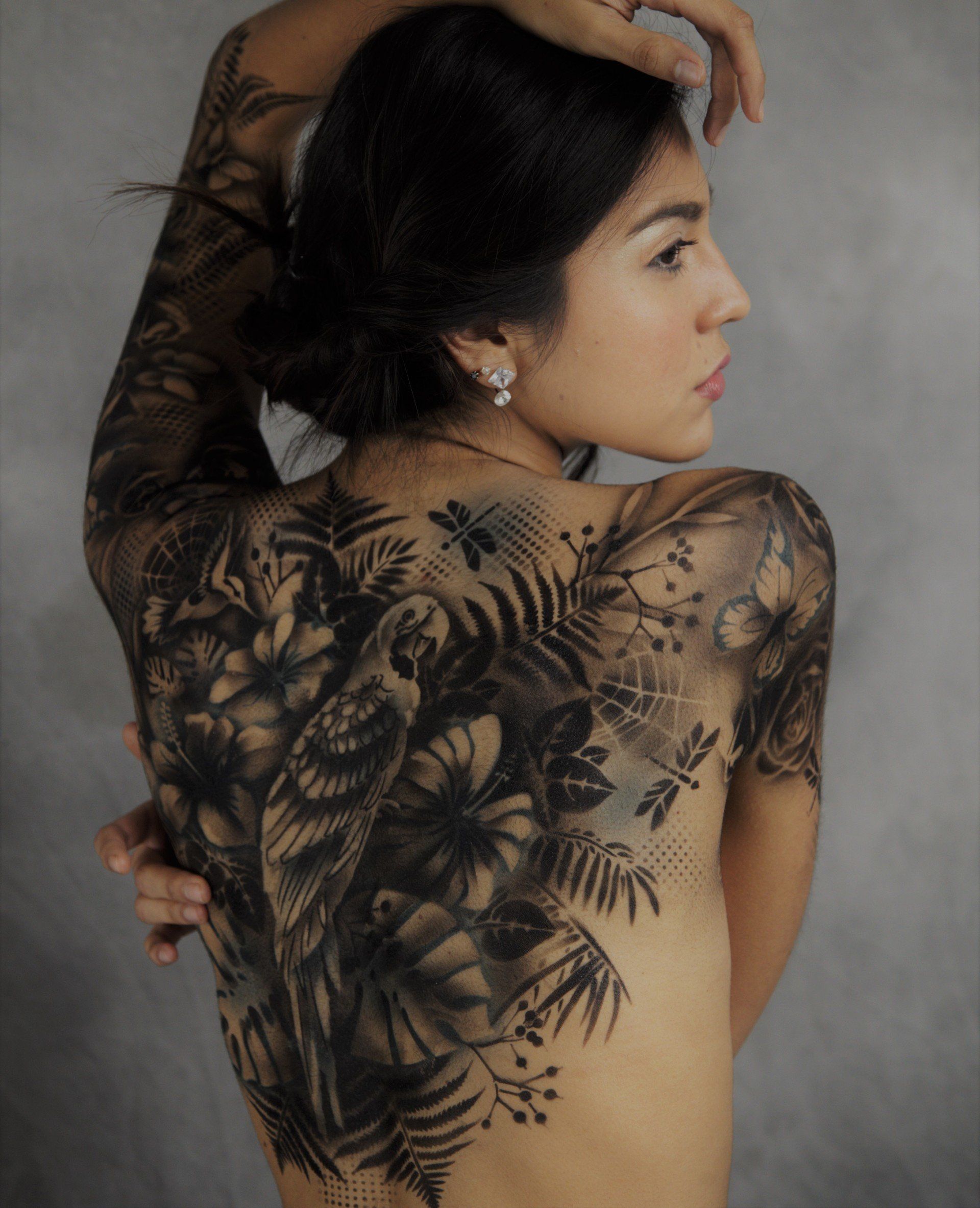 Photoshoot. Airbrush temporary tattoo for the body