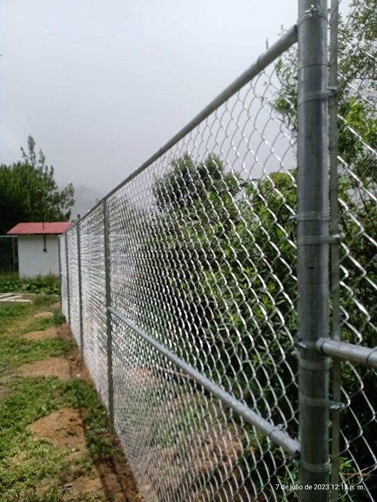 CERCAS Y MALLAS DEL VALLE