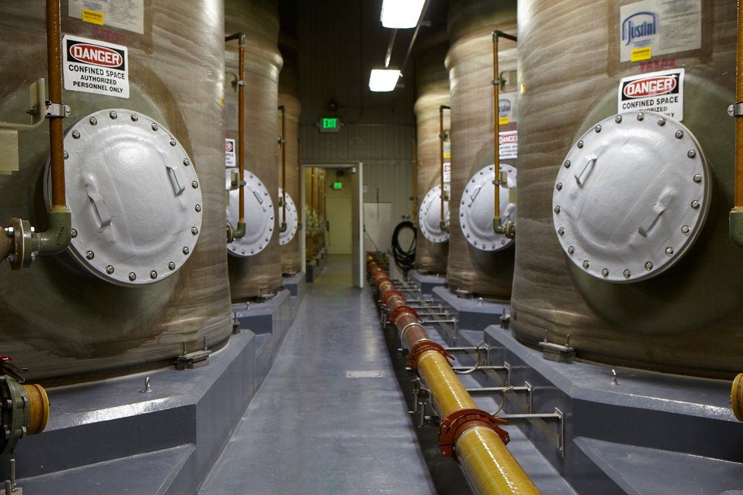 Metal Tank ─ Milwaukee, WI ─ Kotze Construction Co., Inc.