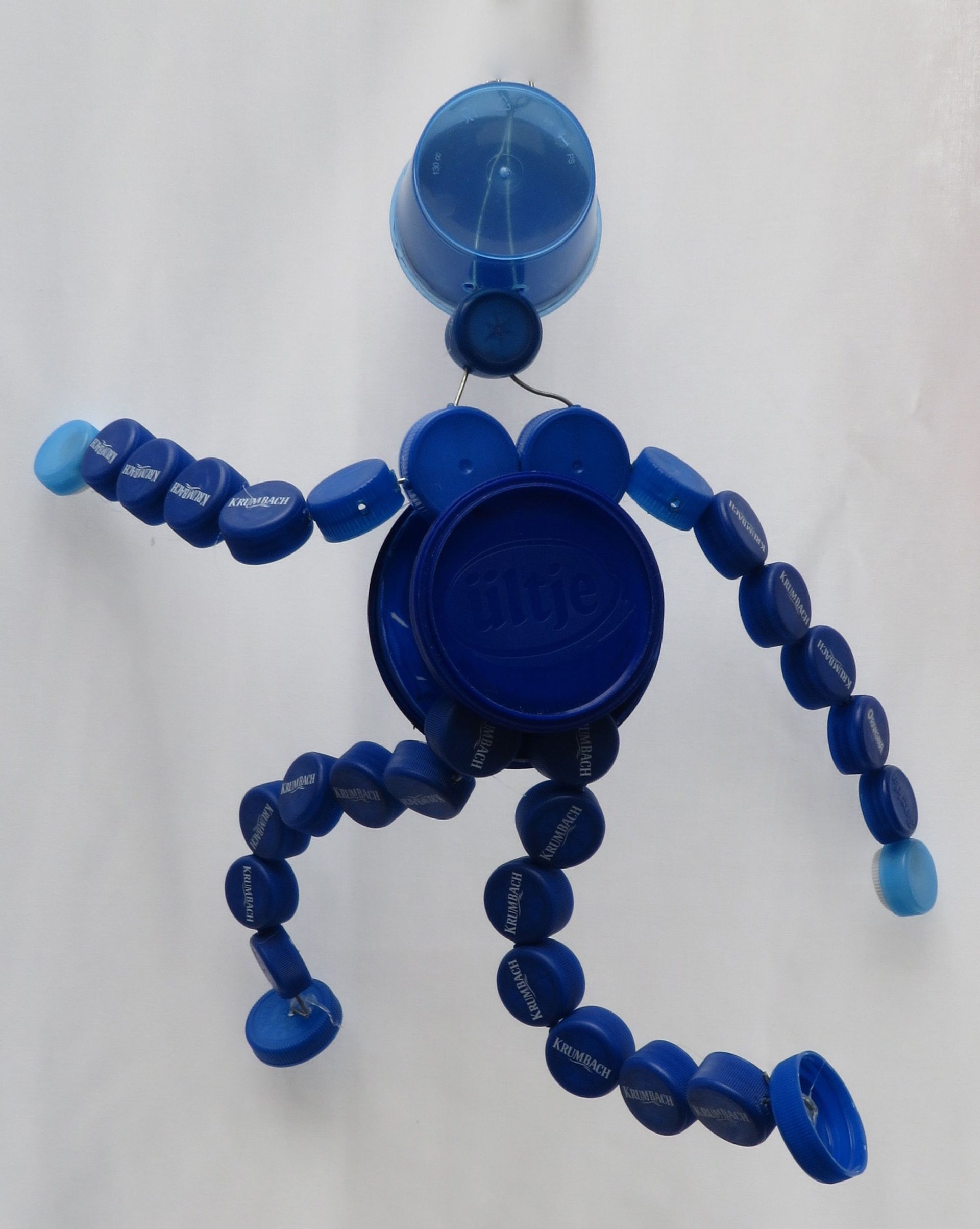 Abfallkunst Recyclingkunst Upcycling , aus alt mach neu, Kreative Wiederverwendung, Spielerei und Kreativität