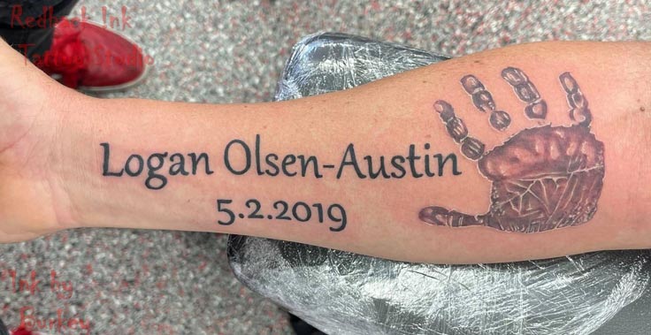 Redback Ink Logan Olsen Austin Tattoo - Tattoo Studio in Kawana, QLD