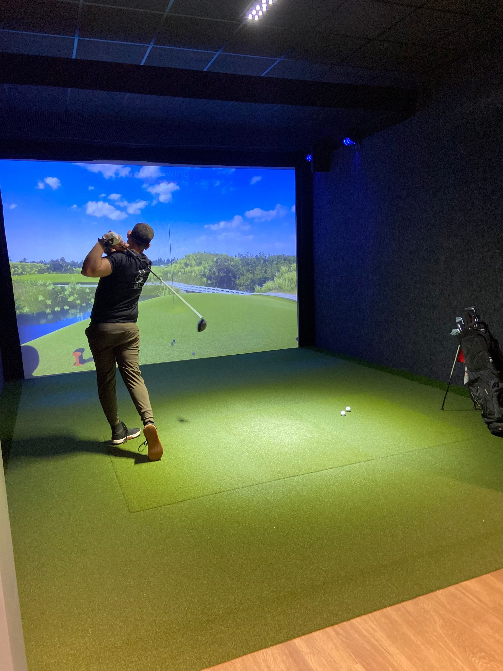 After: Private Bay and Lounge