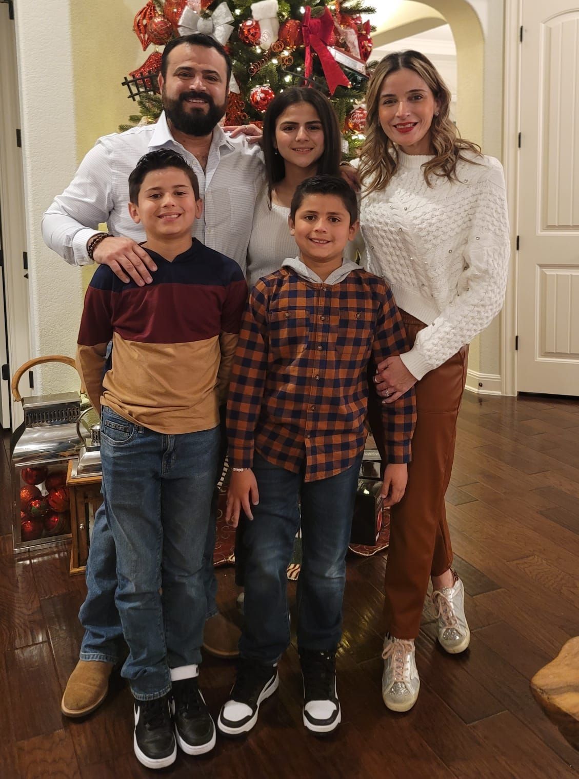 Mr. Luis Carpio and Mrs. Jessica Rodriguez Carpio ‘01