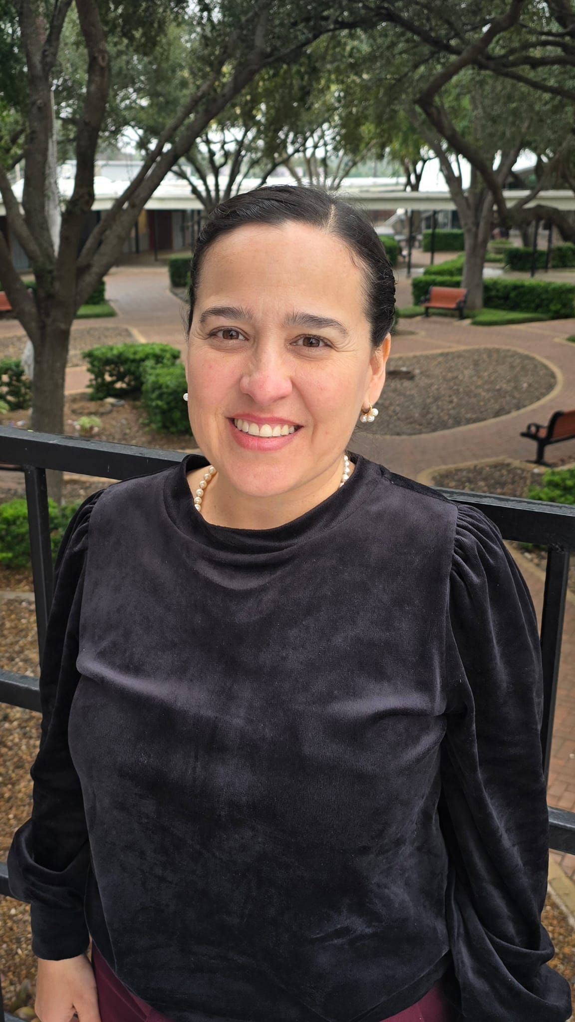 Dr. Maria Perez '95
