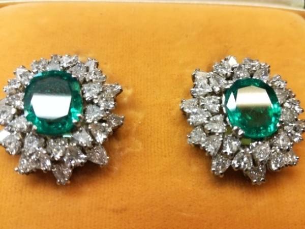 orecchini verde smeraldo