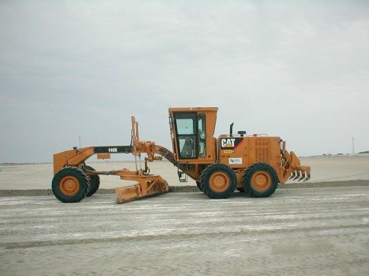 Motoniveladora CAT 140 K​